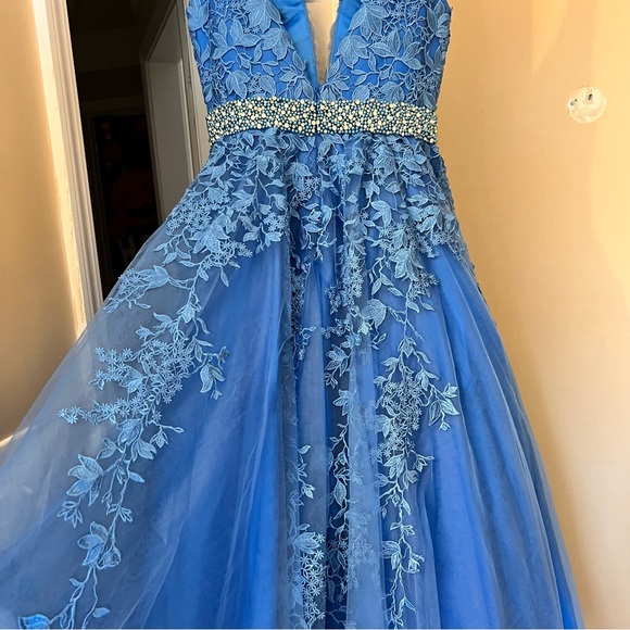 JVN by Jovani Blue V Neck Tulle Prom Ball Gown Lace Floral Appliqués - Picture 10 of 17